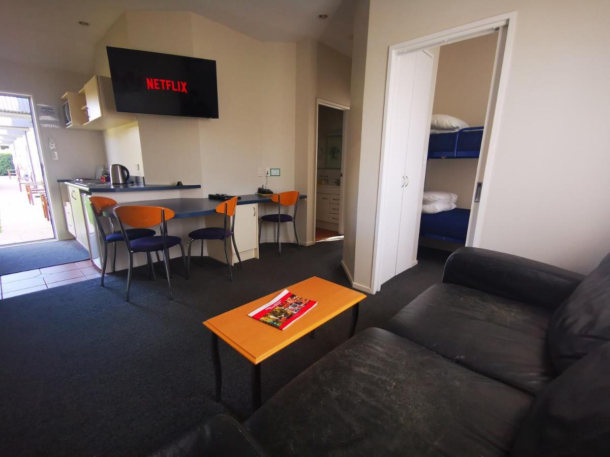 Airport Birches Motel Christchurch Esterno foto