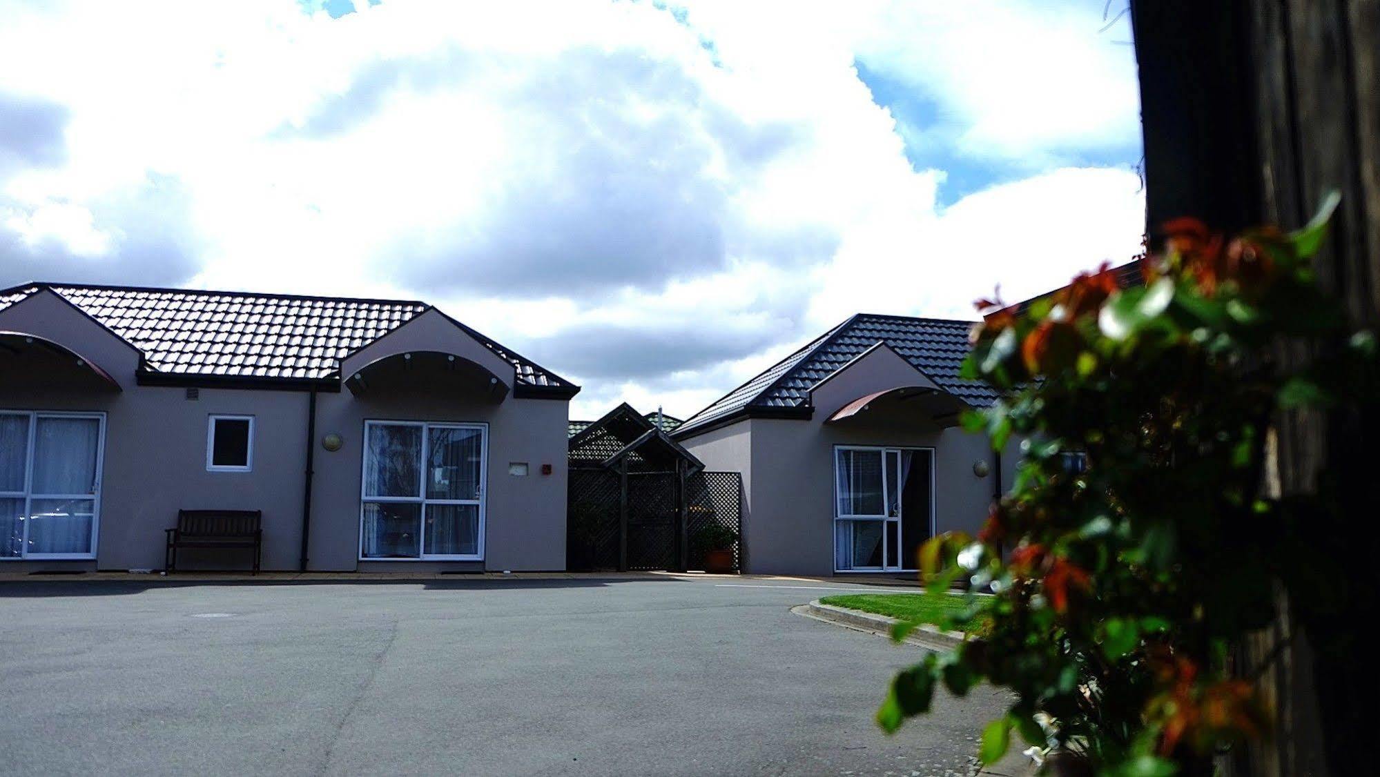 Airport Birches Motel Christchurch Esterno foto