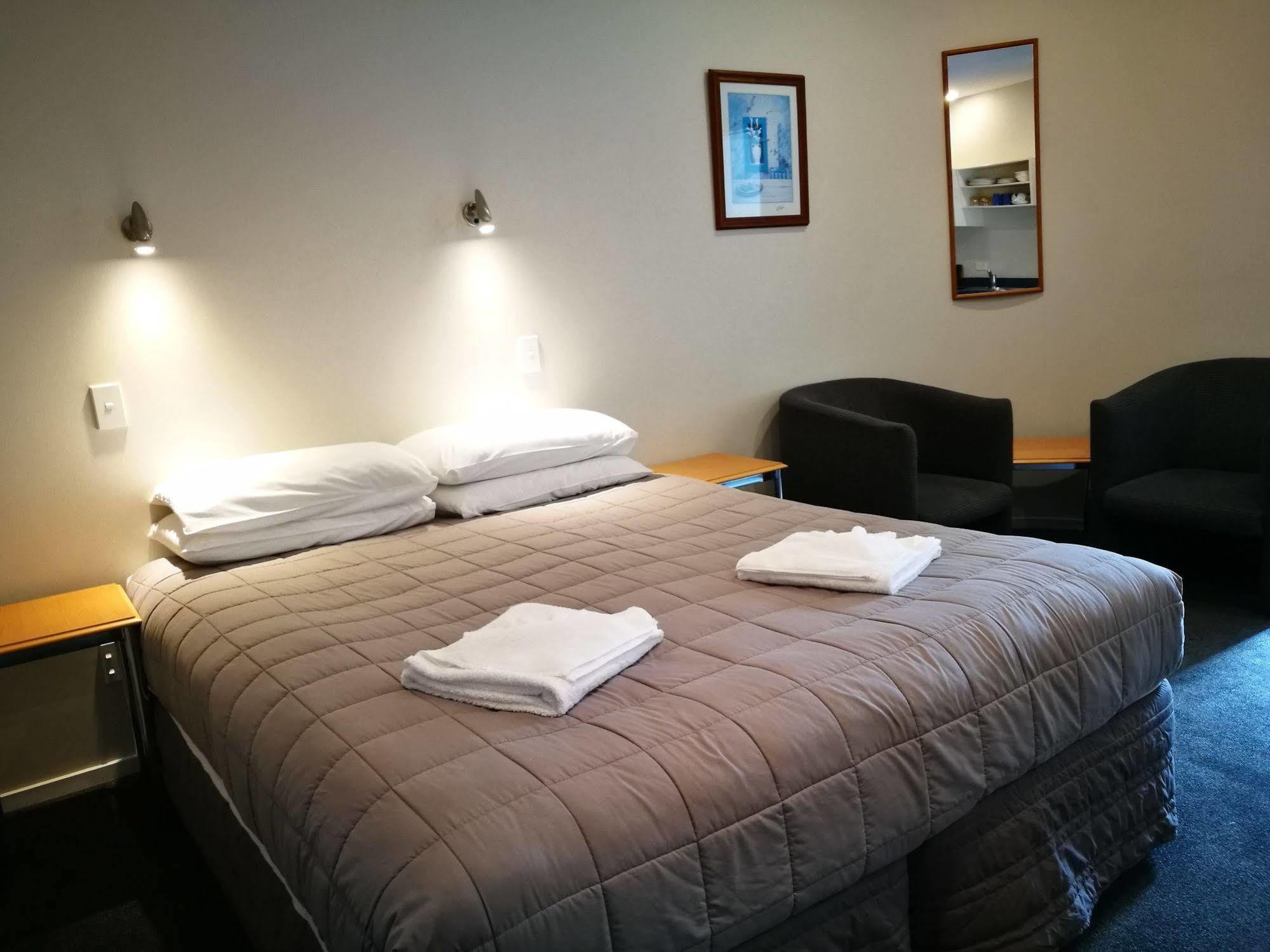 Airport Birches Motel Christchurch Esterno foto