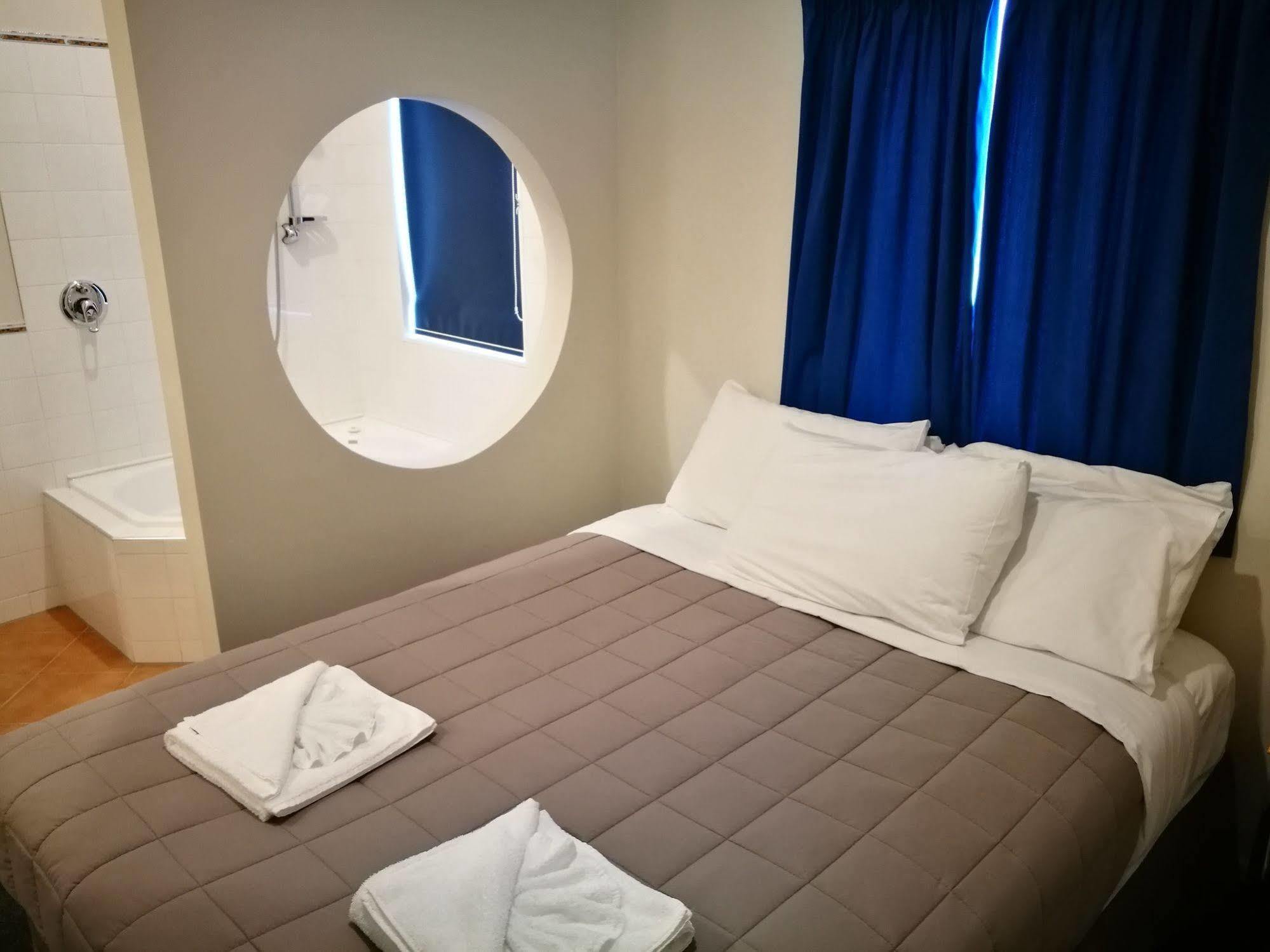 Airport Birches Motel Christchurch Esterno foto
